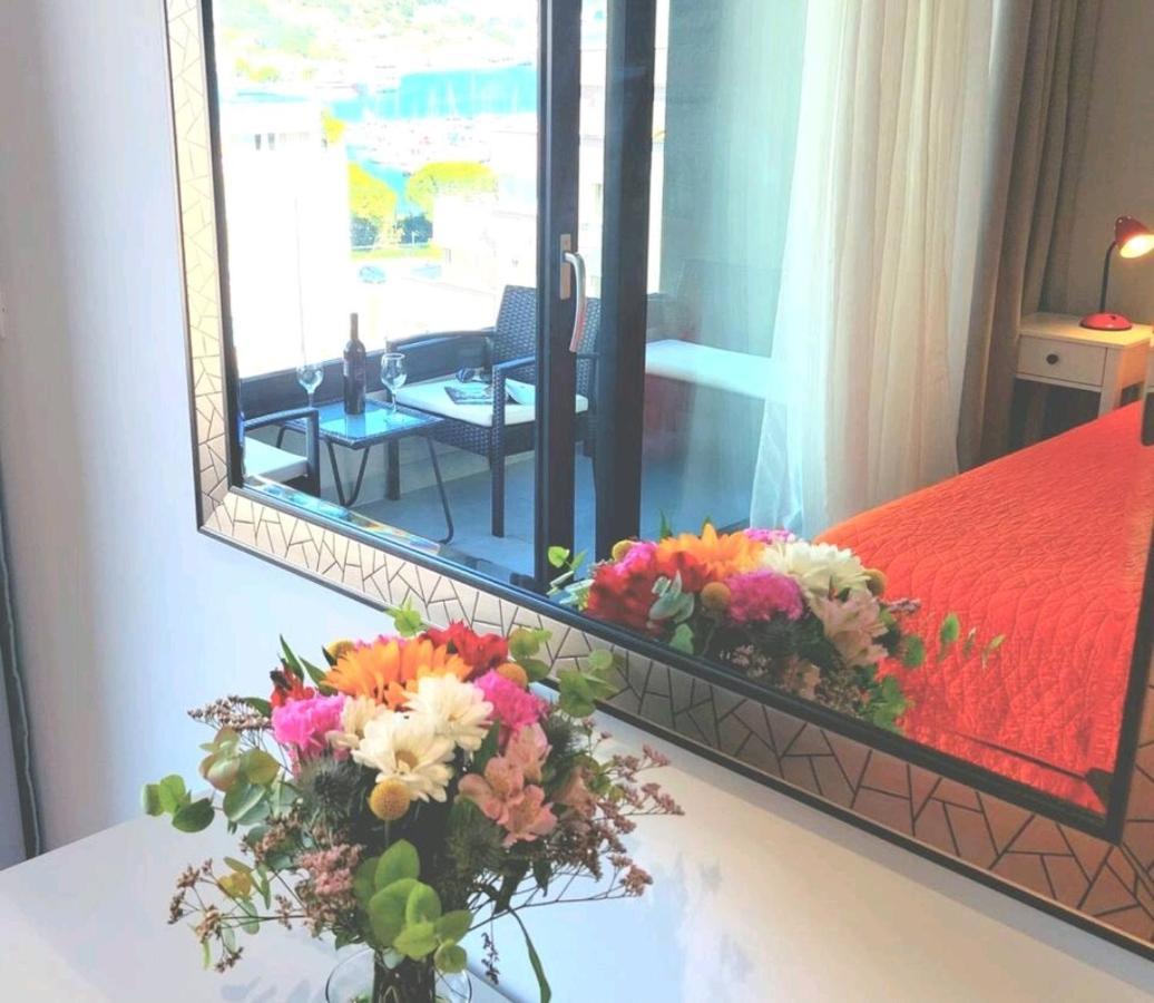 Apartament Gorgeous Sea View With Free Parking